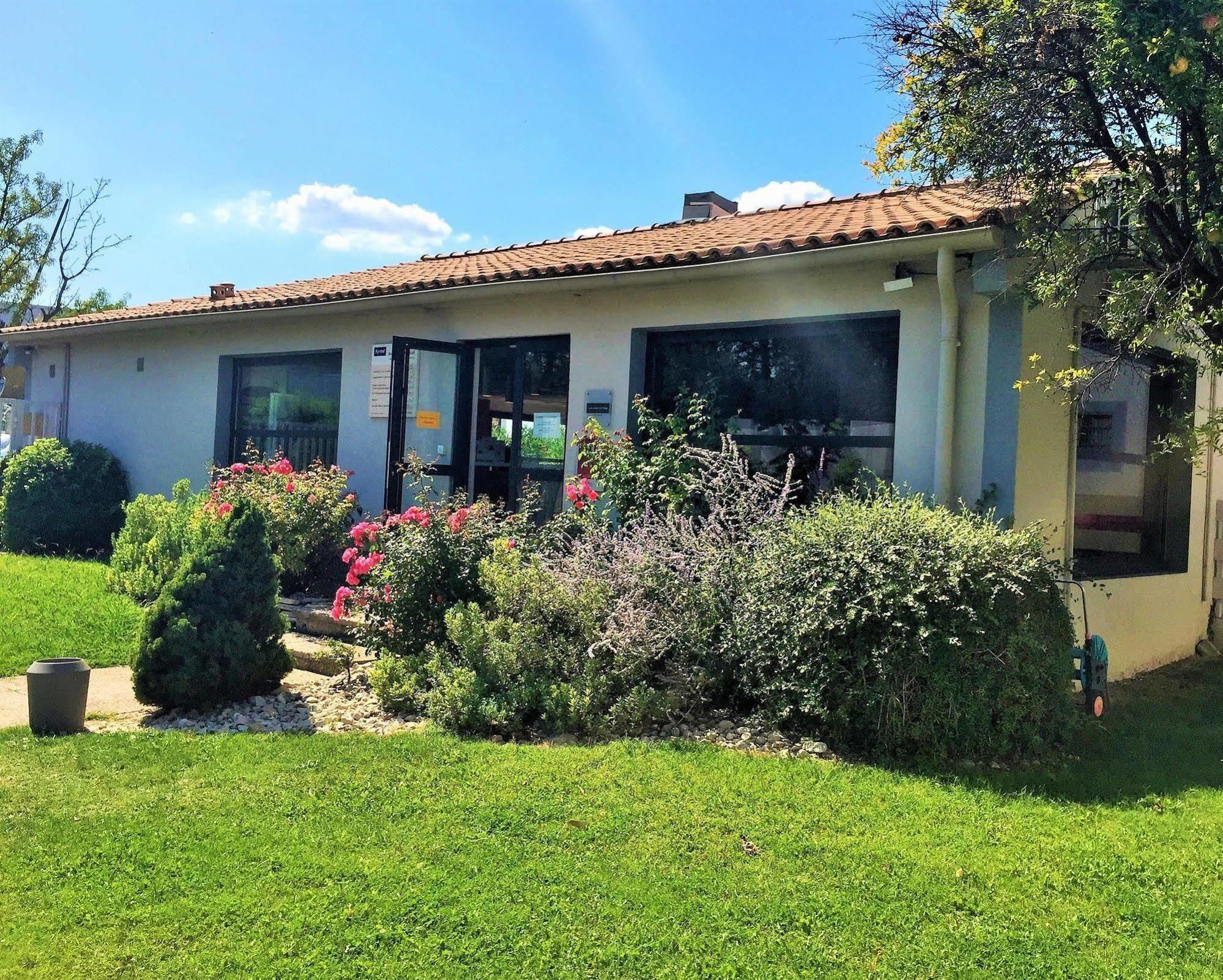 Hotel Kyriad Cap Sud Avignon Eksteriør bilde