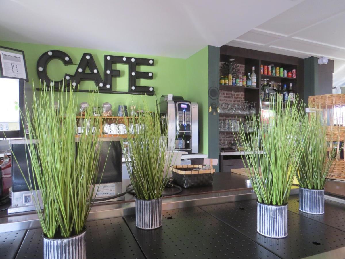 Hotel Kyriad Cap Sud Avignon Eksteriør bilde